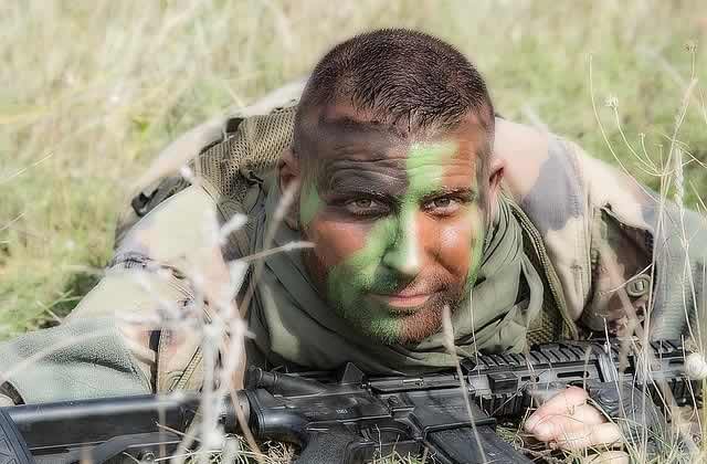 As military students, you have several options for higher educations. Read further about what resources are available to military students.