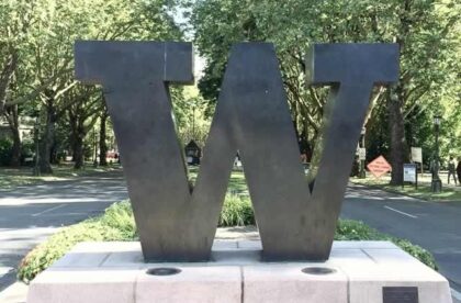 what to look for when touring universities