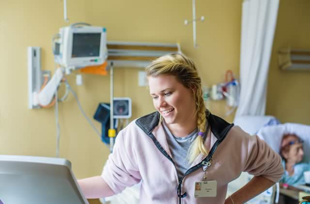 complete guide to becoming a nurse