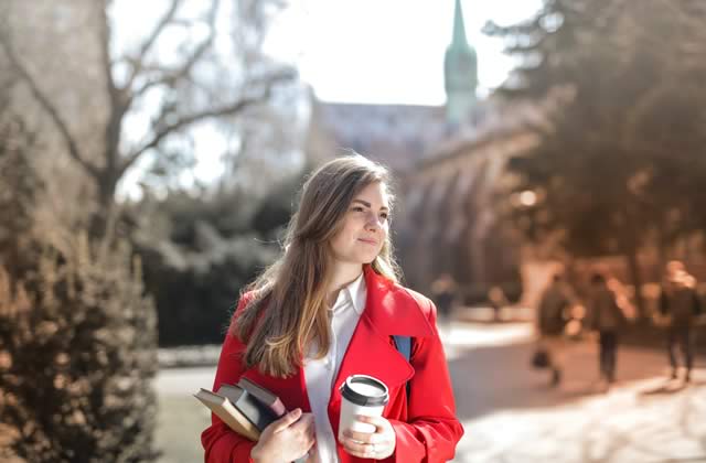 how to settle into a new home as a college student