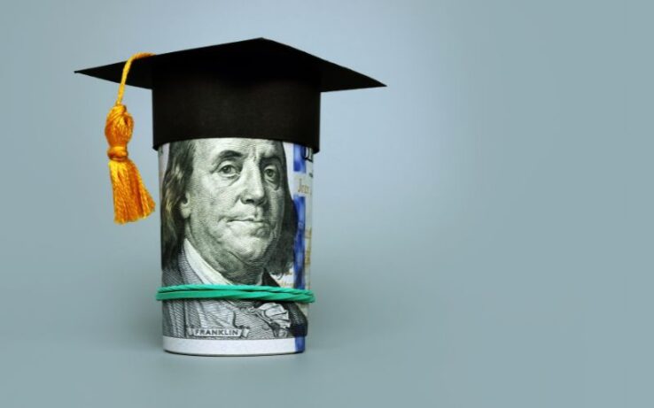 Common Financial Mistakes College Students Should Avoid